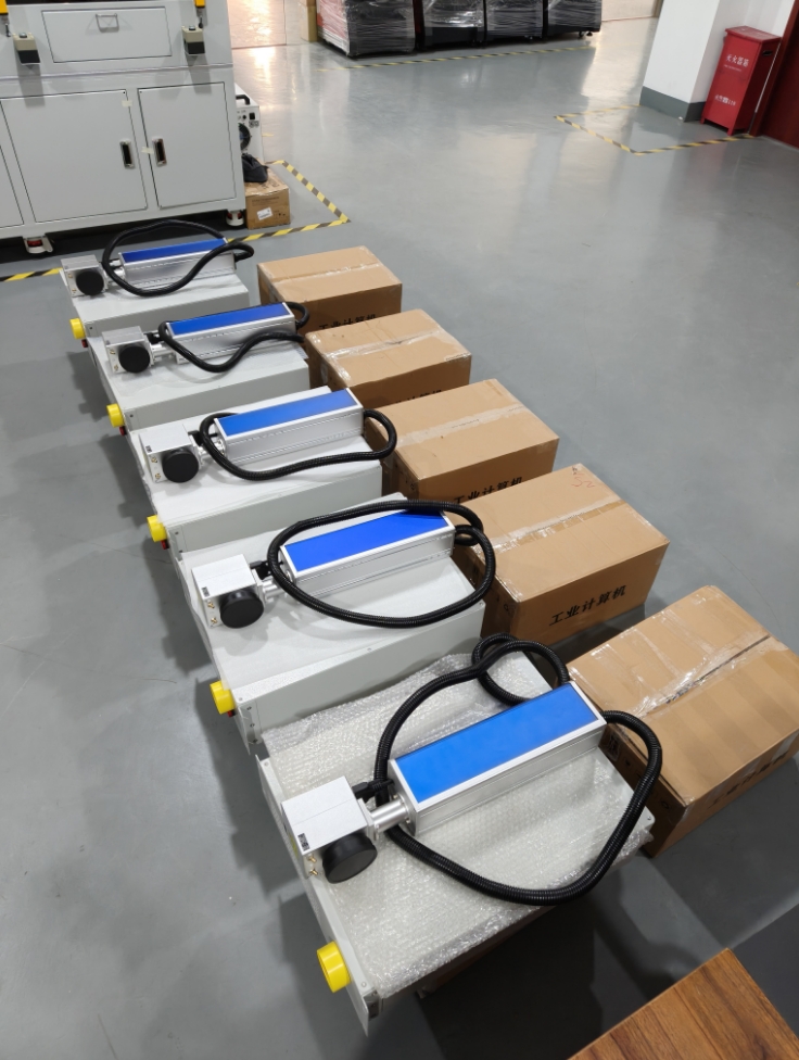 1737079813841581.jpg 自動(dòng)線激光打標(biāo)機(jī).jpg